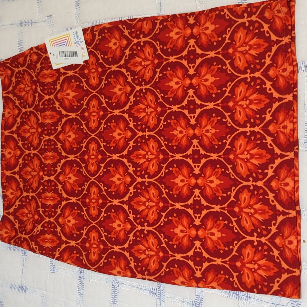 Lularoe, Cassie